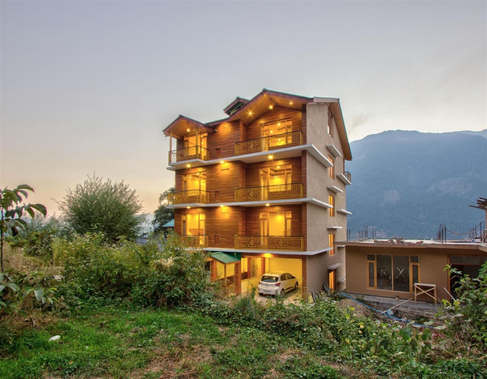 Hotel Golden Peak Manali Exterior foto